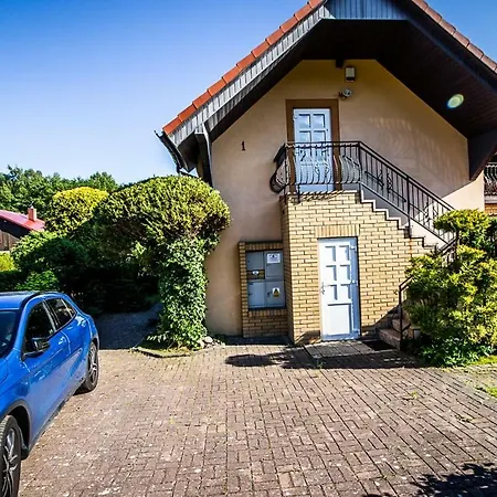 Zacisze 1 * Poddąbie